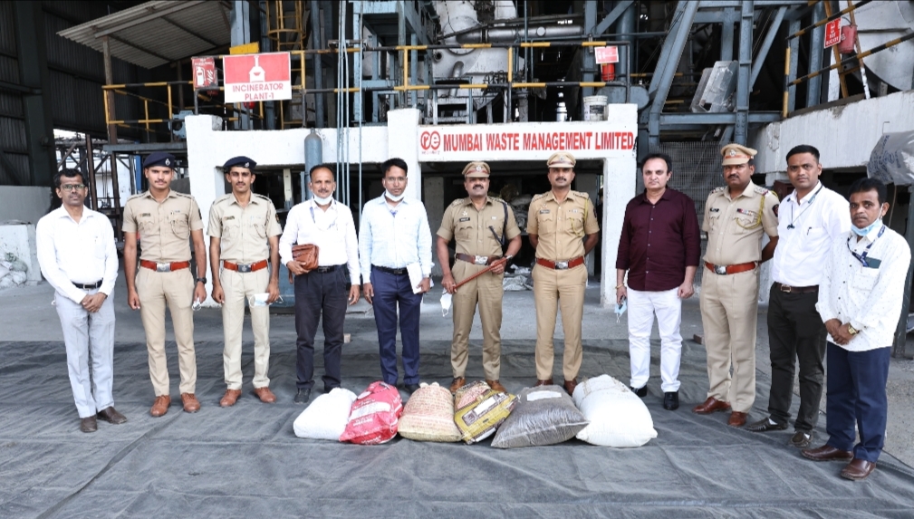 पोलिसांनी ५२ किलो अंमली पदार्थ केले नष्ट