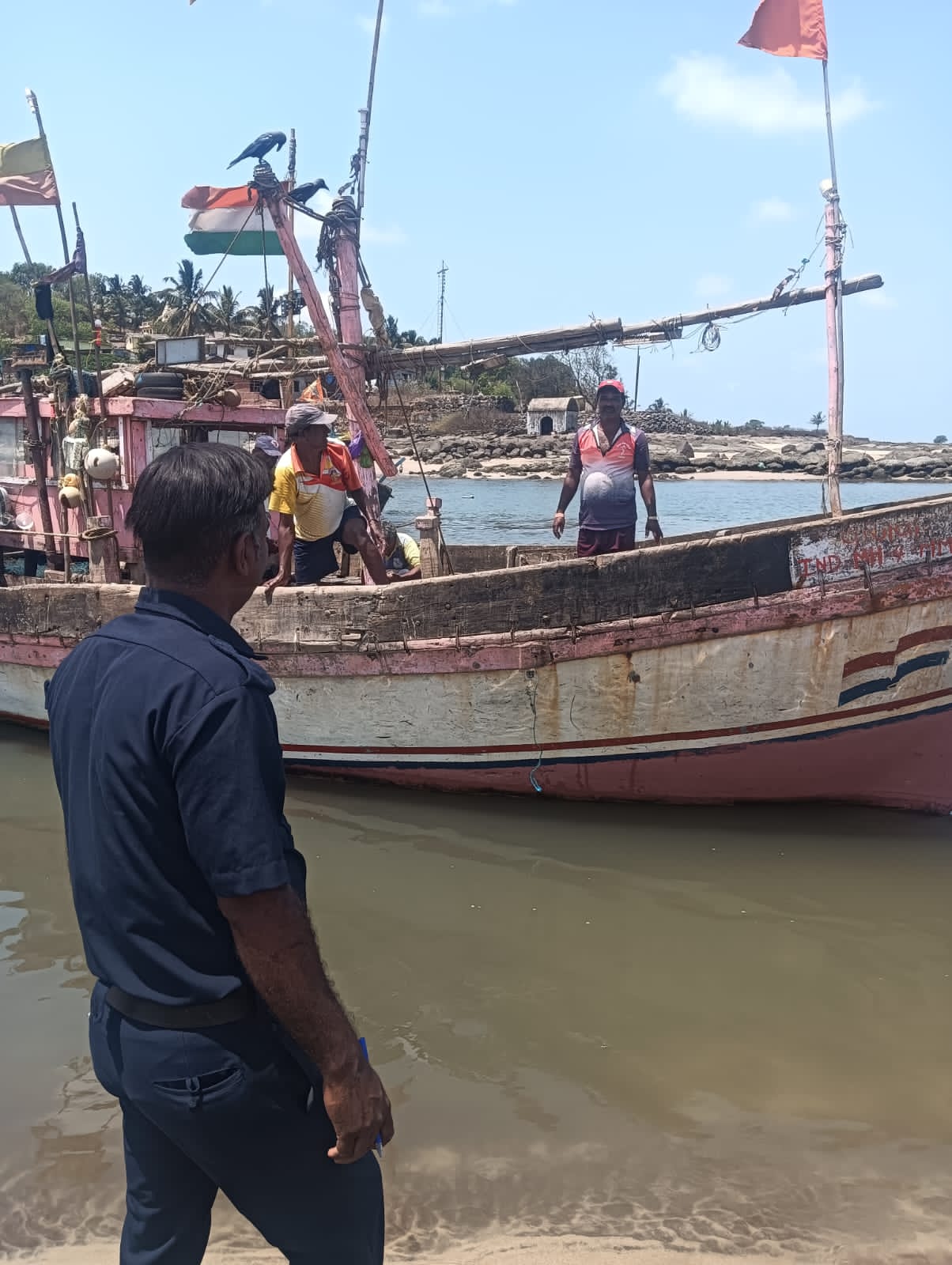जिल्ह्यातील सागरी सुरक्षा रक्षकांकडे शासनाचे दुर्लक्ष