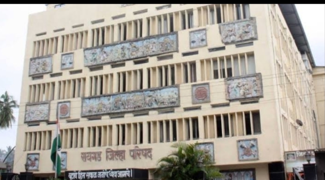 जिल्हा परिषद गैरव्यवहार प्रकरण फरार आरोपीला पावणेदोन महिन्यांनंतर अटक